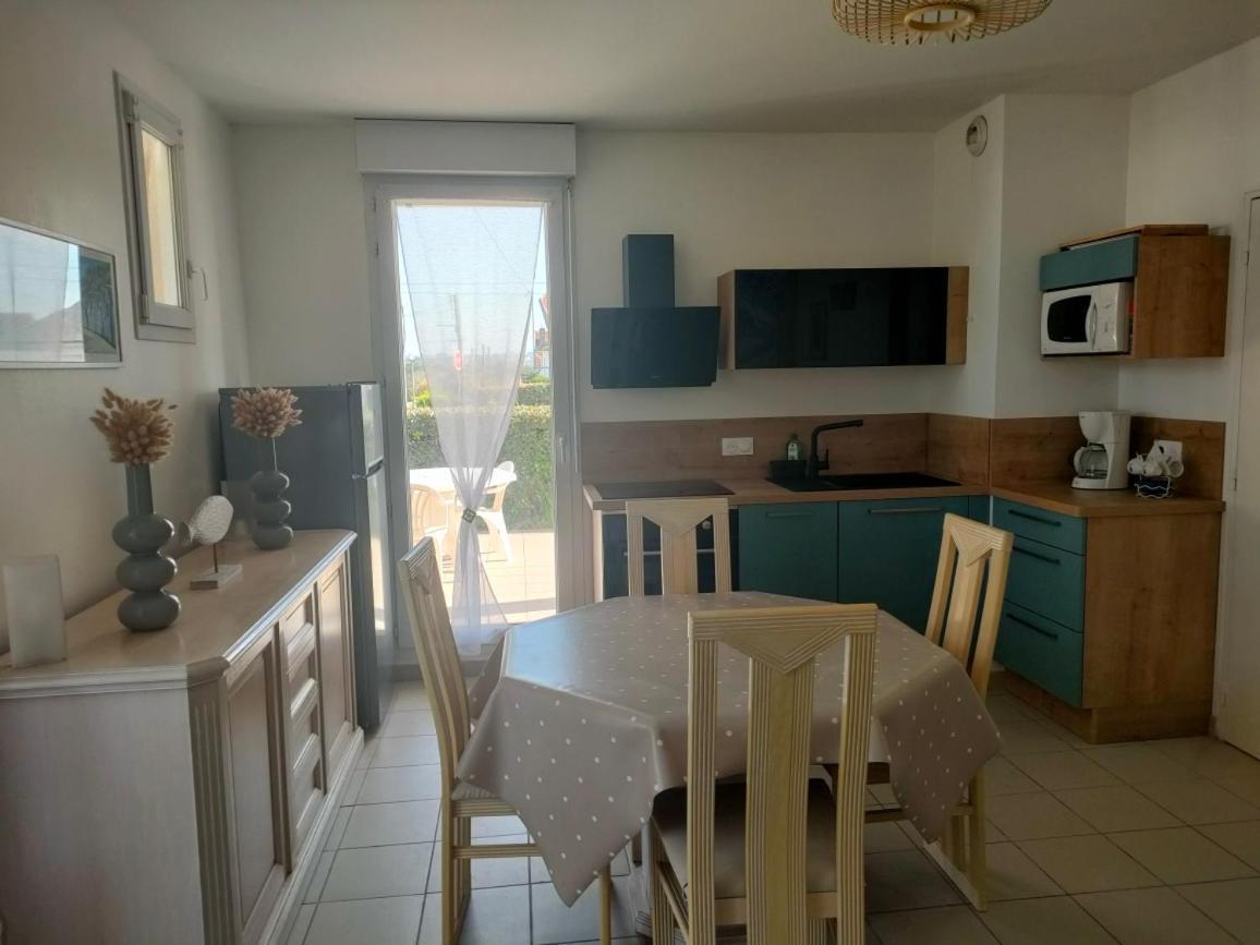 Les Terrasses Du Chateau Barneville-Carteret Exteriér fotografie